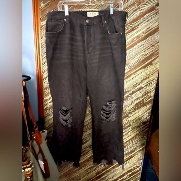 We The Free People Maggie distressed button fly fray leg denim jeans - Picture 2 of 9